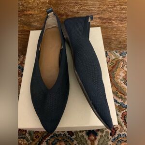 Everlane 40 hour flat